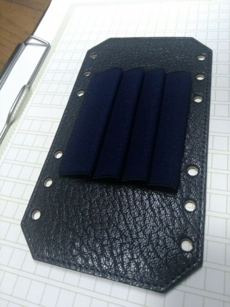 画像7: システム手帳とペンを一緒に持ち歩くためのホルダ－Pen4lder（ペンホルダー） (7)